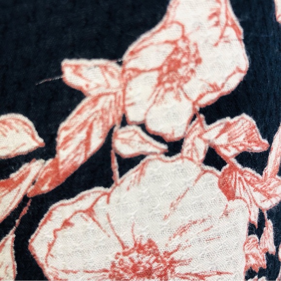 Jessica Simpson Navy Floral Popover Top - Picture 10 of 16